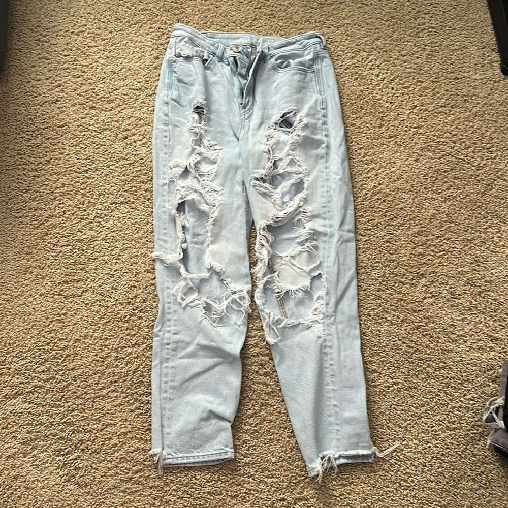 American eagle ripped jeans
